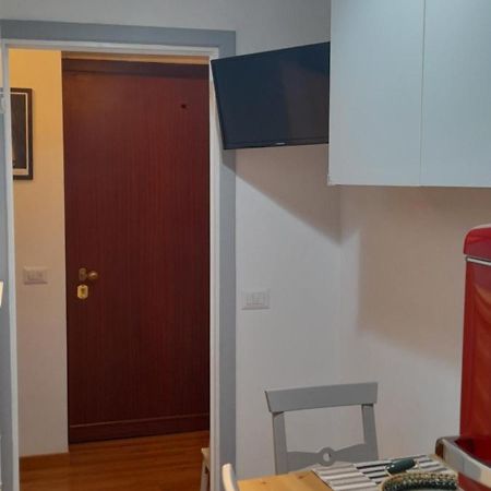 شقة A Casa Di Nina روما المظهر الخارجي الصورة